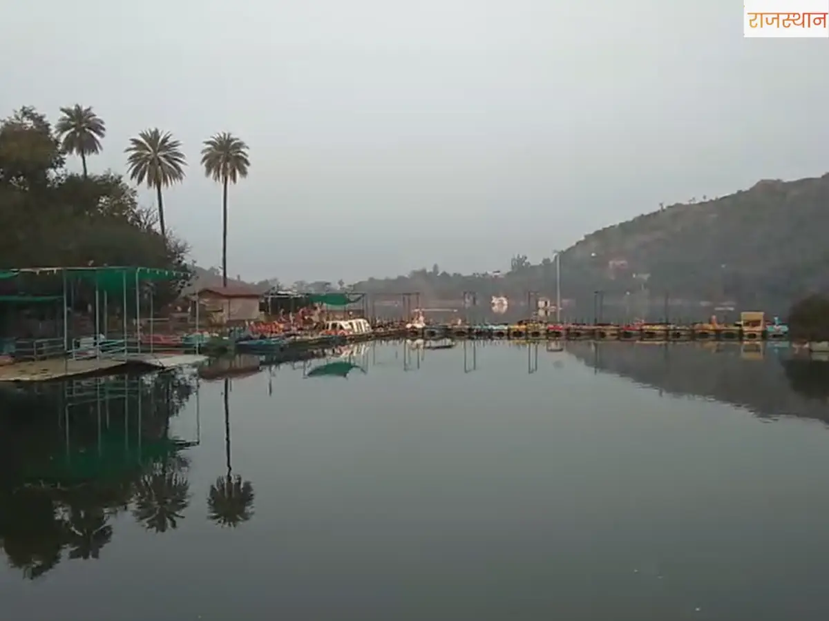 Mount Abu Hill Station winter