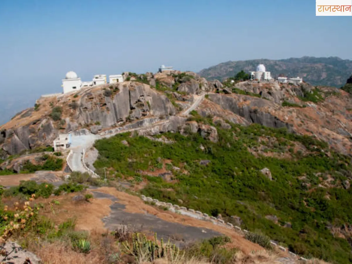 Mount Abu Hill Station winter
