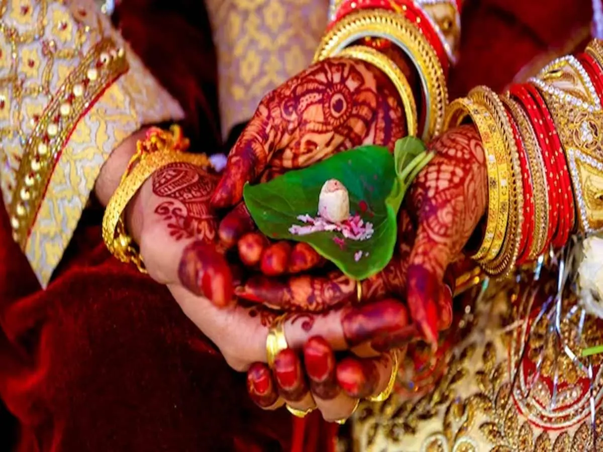 राजस्थान में बेटे की शादी में निभाई जाती है 'दूध पिलाई' रस्म, जानें क्या है ये अनोखी परंपरा