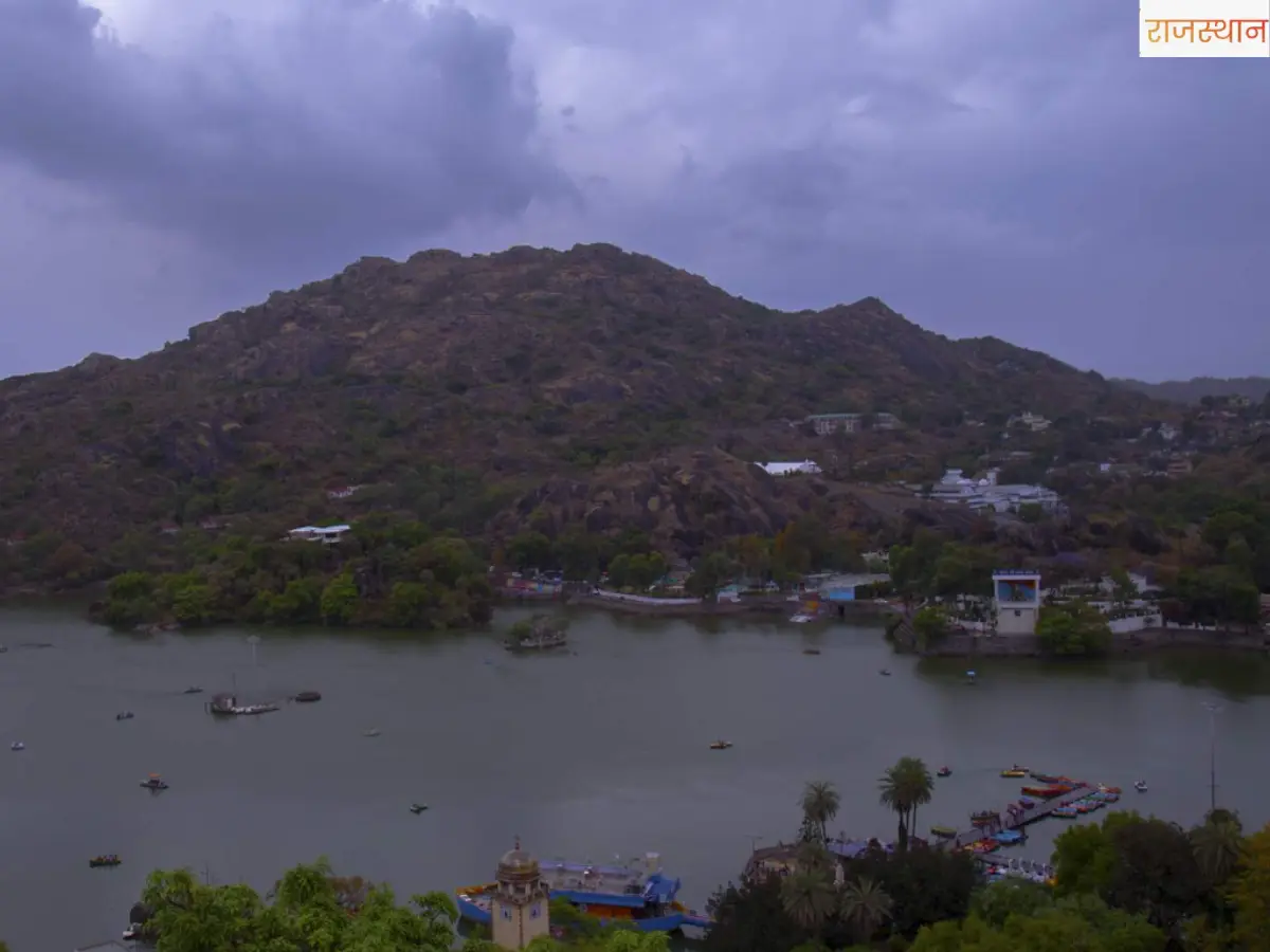 Nakki Lake Mount Abu: winter