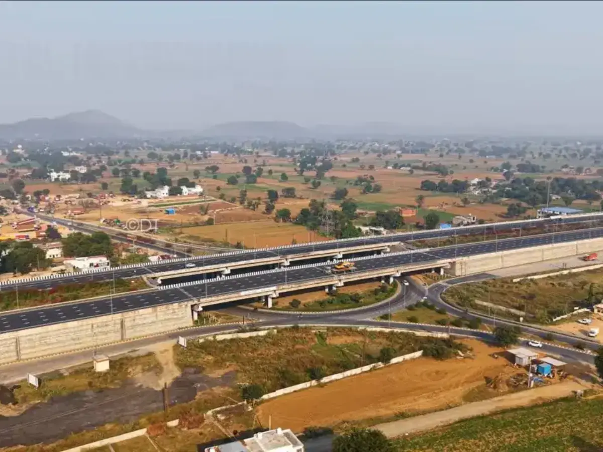 साइट पर काम की प्रोग्रेस: NH-248A क्रॉसिंग