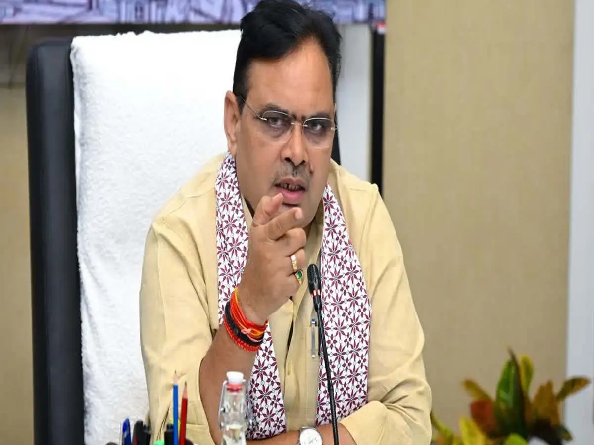 सीएम की मीटिंग में भ्रष्टाचार-गड़बड़ी का मुद्दा उठा, PHED एक्सईएन पर गिरी गाज, 92 लाख का फर्जी पैमेंट किया