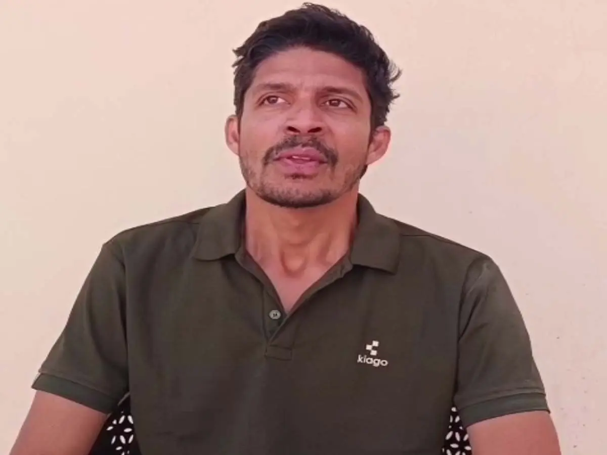 विशाखापट्टनम का प्रशांत बार-बार क्यों जा रहा था पाकिस्तान ? खाजूवाला बॉर्डर पर पकड़ा गया विशाखापट्टनम का प्रशांत बार-बार क्यों जा रहा था पाकिस्तान ? खाजूवाला बॉर्डर पर पकड़ा गया