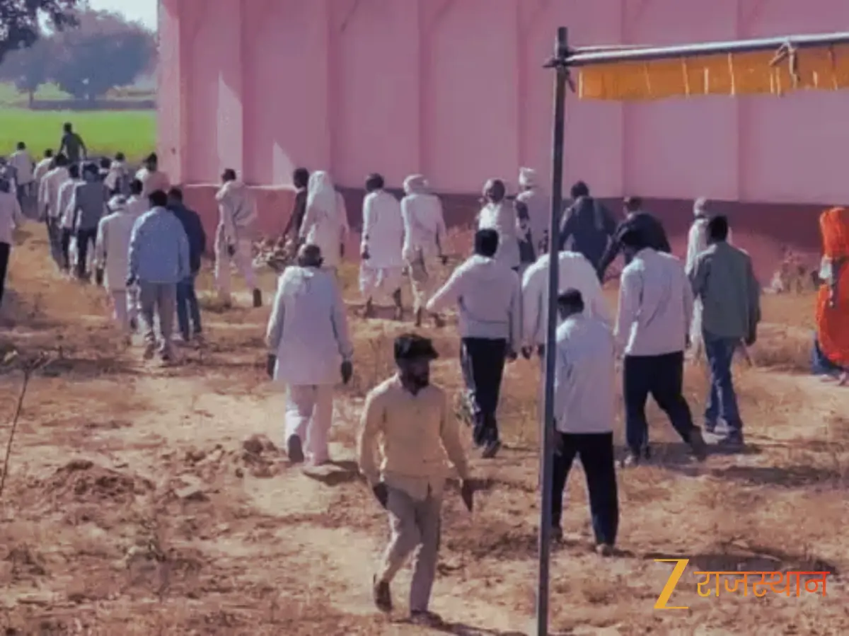 बहरोड़ में खुशी का माहौल, 21 बोरवेल कैंसिल, विधायक जसवंत यादव के साथ ग्रामीण महिलाओं ने लगाए ठुमके!