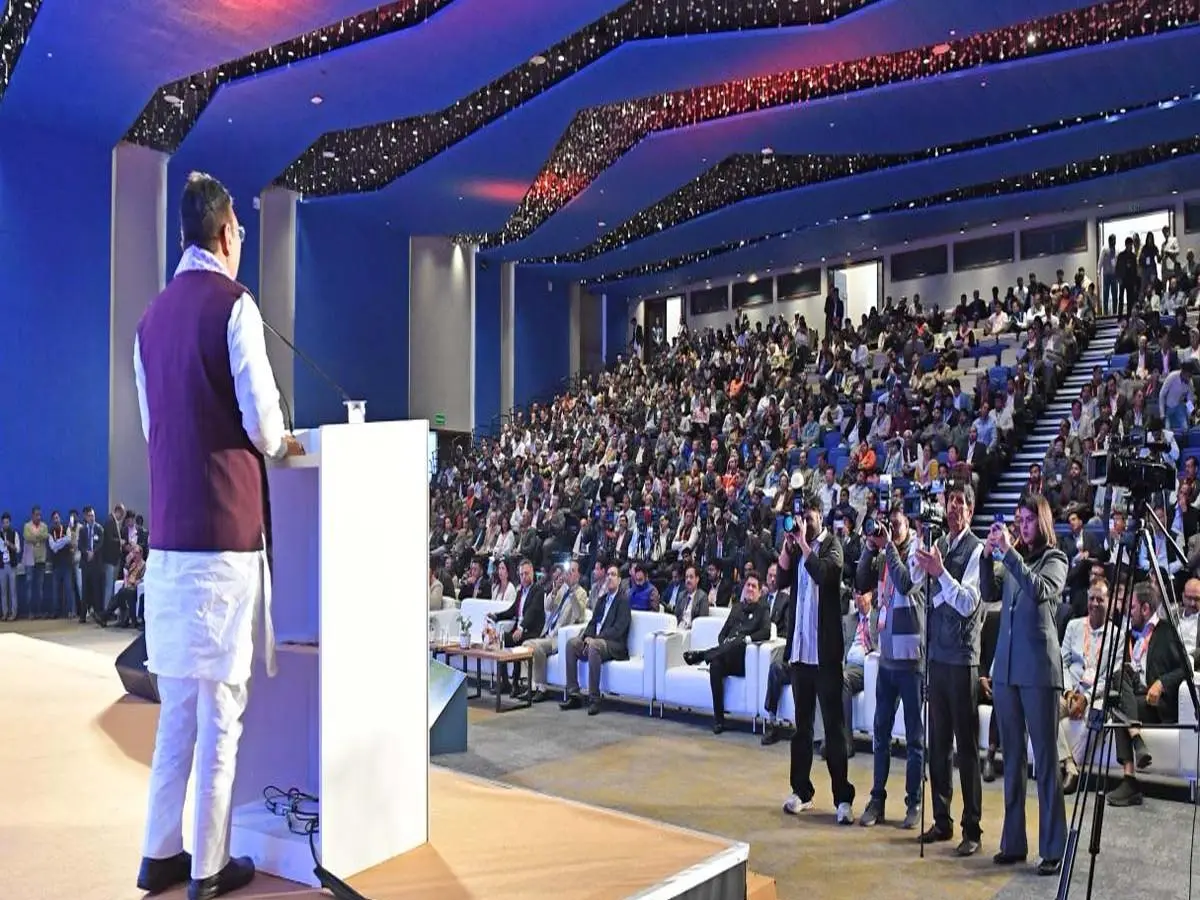 Pravasi Rajasthani Divas 2025 : राजस्थान का खनिज यहीं प्रोसेस हो और युवाओं को रोजगार मिले- CM