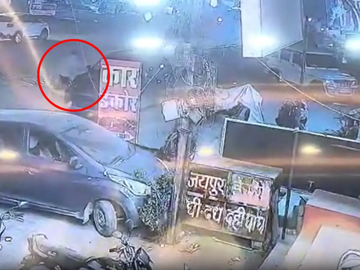 जयपुर में ज्वैलरी शॉप में बड़ी लूट, ग्राहक बनकर आए बदमाश लाखों के सोने-चांदी के गहने लेकर फरार