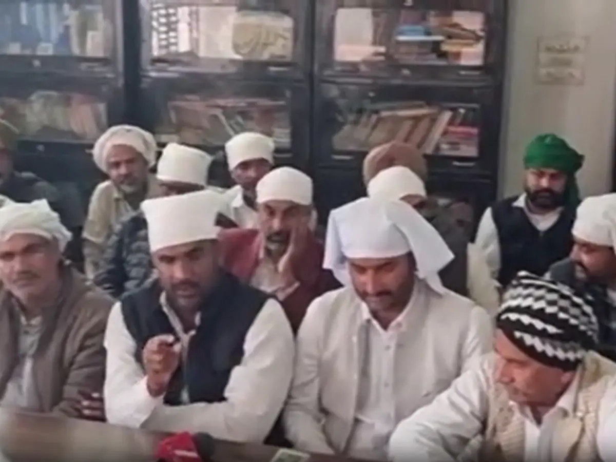 एथेनॉल फैक्ट्री के विवाद को लेकर किसानों ने की प्रेस कॉन्फ्रेंस, 17 दिसंबर को जिला कलेक्ट्रेट पर महापंचायत का ऐलान एथेनॉल फैक्ट्री के विवाद को लेकर किसानों ने की प्रेस कॉन्फ्रेंस, 17 दिसंबर को जिला कलेक्ट्रेट पर महापंचायत का ऐलान