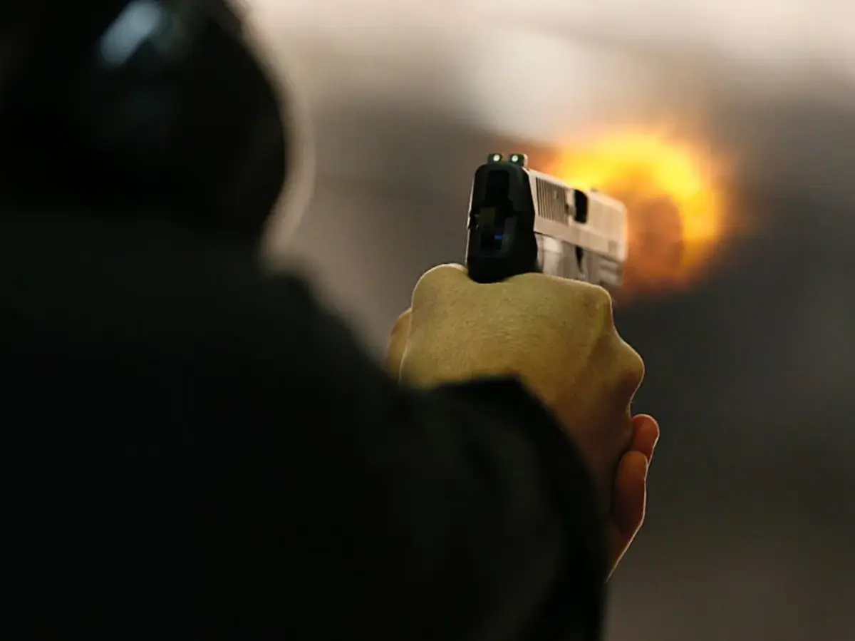 Rajasthan Crime News: गोलियों की तड़तड़ाहट से गूंजी गंगापुर सिटी, दिनदहाड़े सीने में मारी गोली, छाती से आर-पार हुई बुलेट