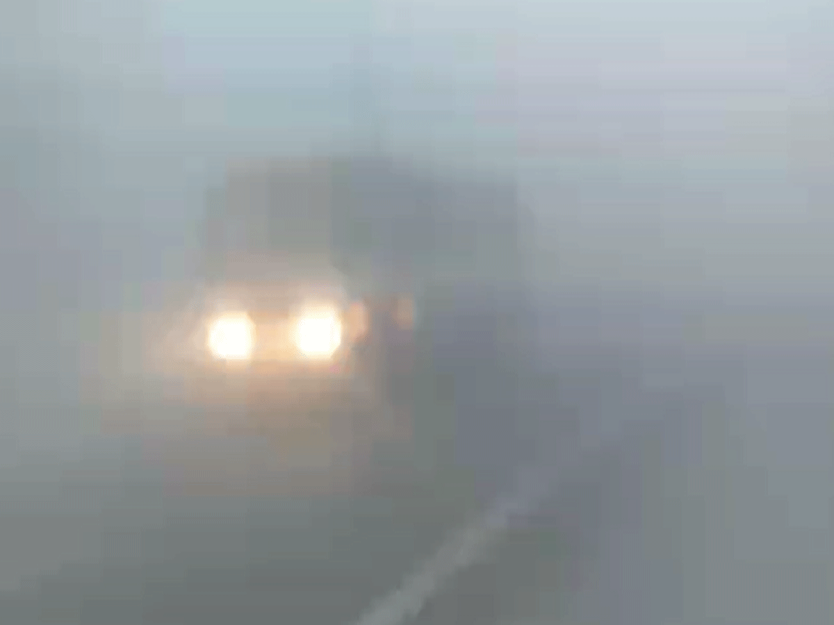 Bharatpur Weather Update: भरतपुर में सर्दी और घने कोहरे का कहर, ठंड से परेशान हुए लोग