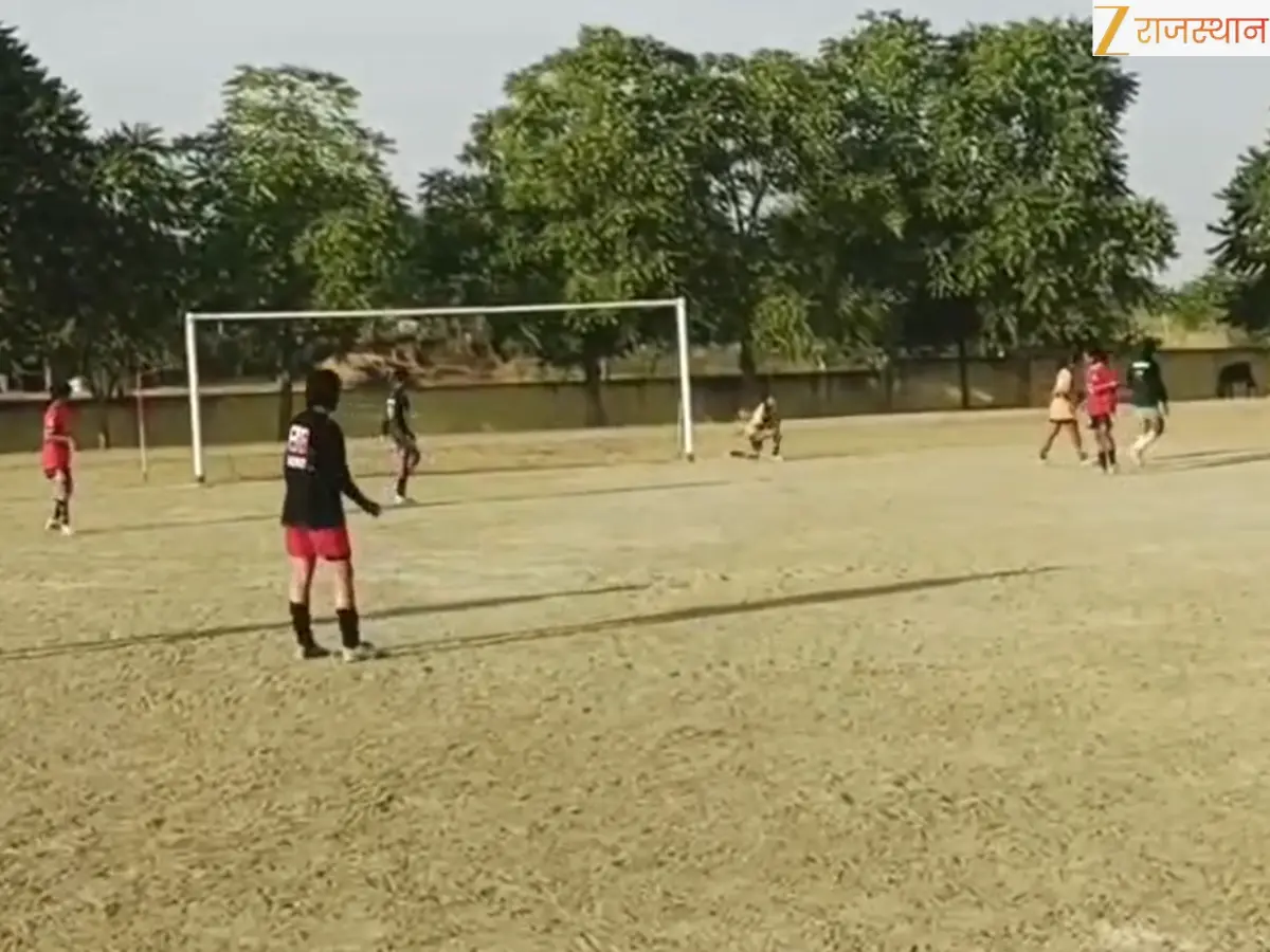 चूरू के सरदारशहर में 69वीं स्कूल स्पोर्ट्स कैंप जारी, 18 खिलाड़ी चुनी गईं नेशनल फुटबॉल के लिए
