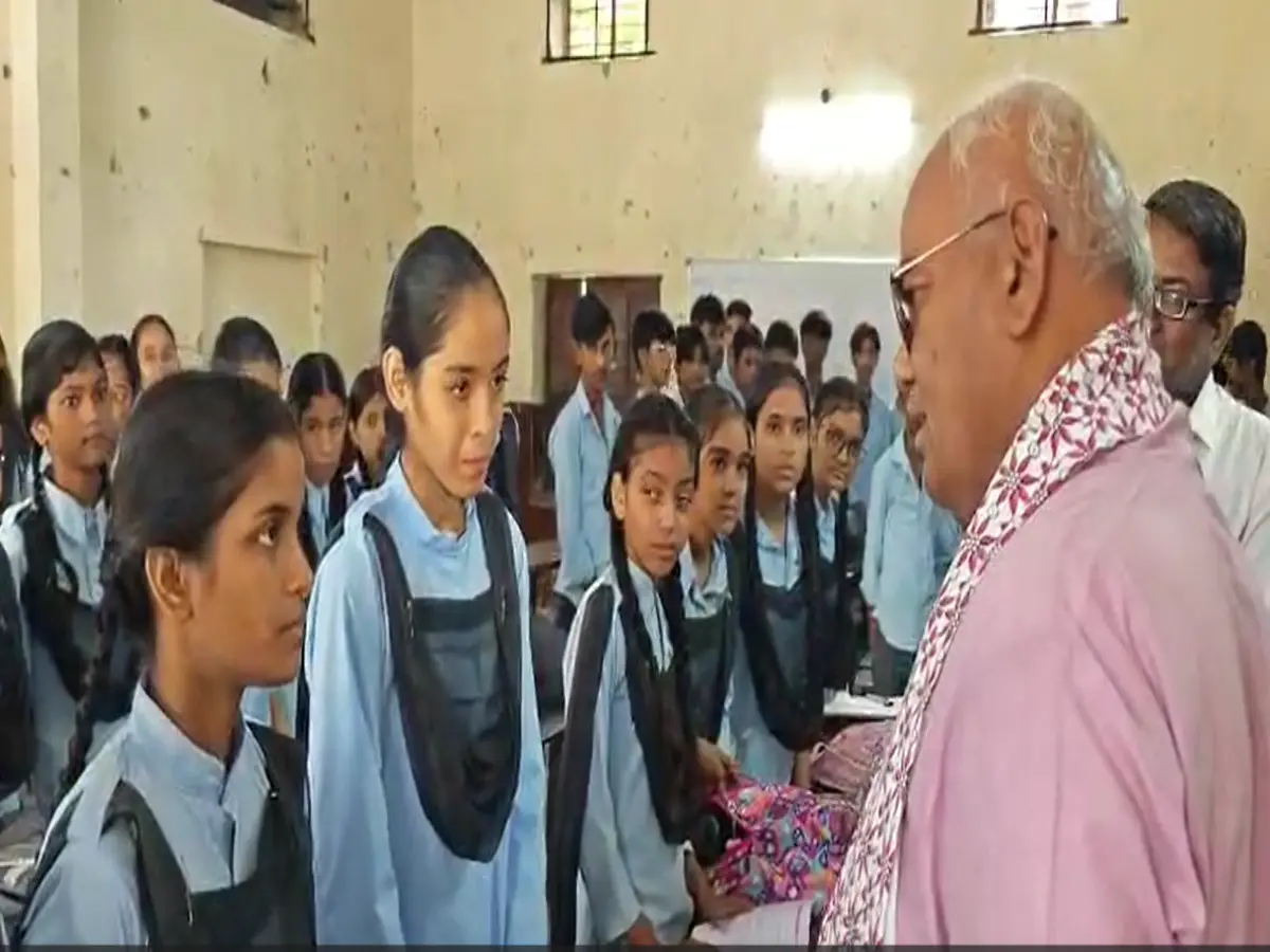 Rajasthan: शिक्षा विभाग ने लॉन्च की 'My Career Advisor' एप, यहां हैं 1500 से ज्यादा ऑप्शन