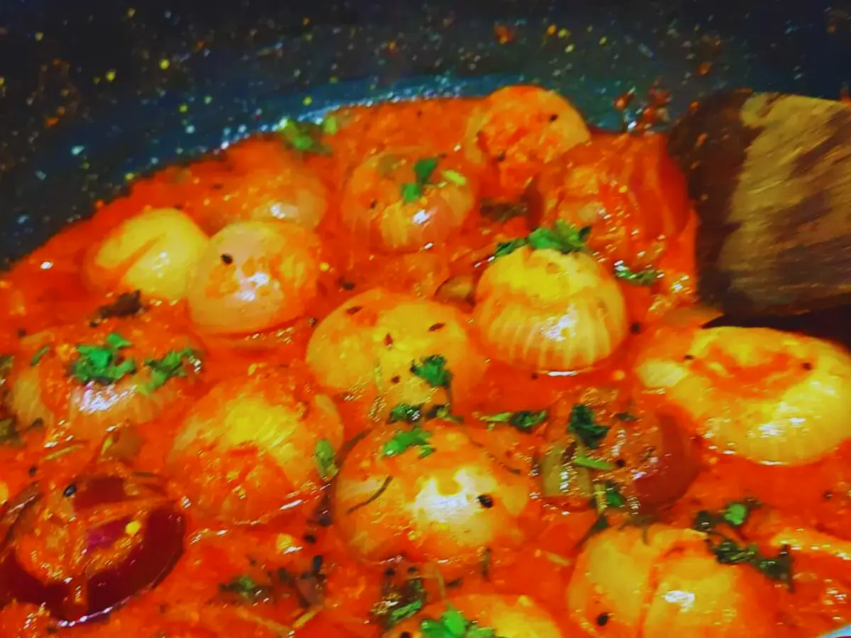 Rajasthani Pyaj ki sabzi | राजस्थानी स्टाइल में घर पर बनाएं प्याज की सब्जी
