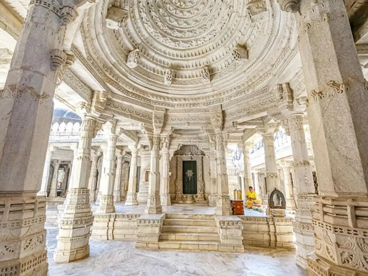 दिलवाड़ा जैन मंदिर