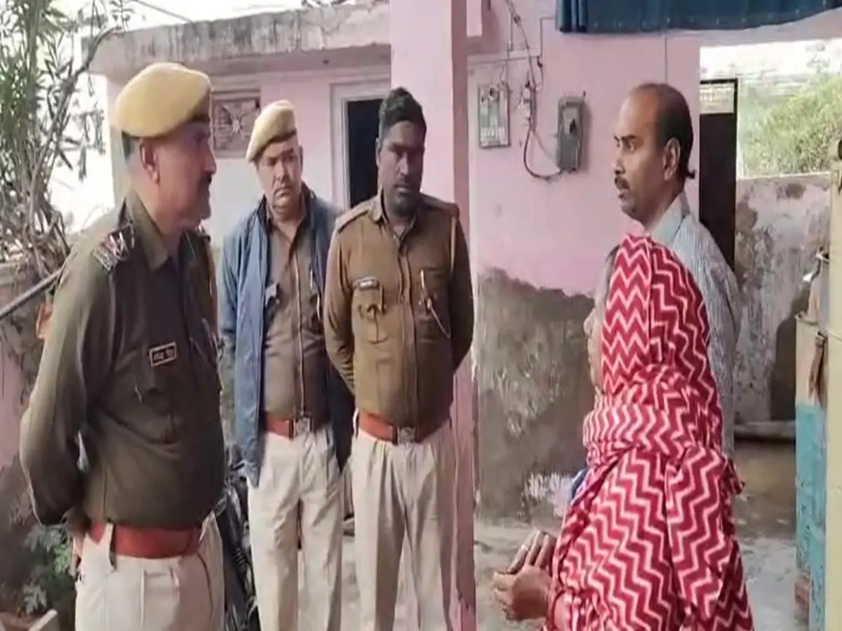 करौली में मानवता हुई शर्मसार, कड़ाके की सर्दी में घर के बाथरूम में मिली नवजात बच्ची