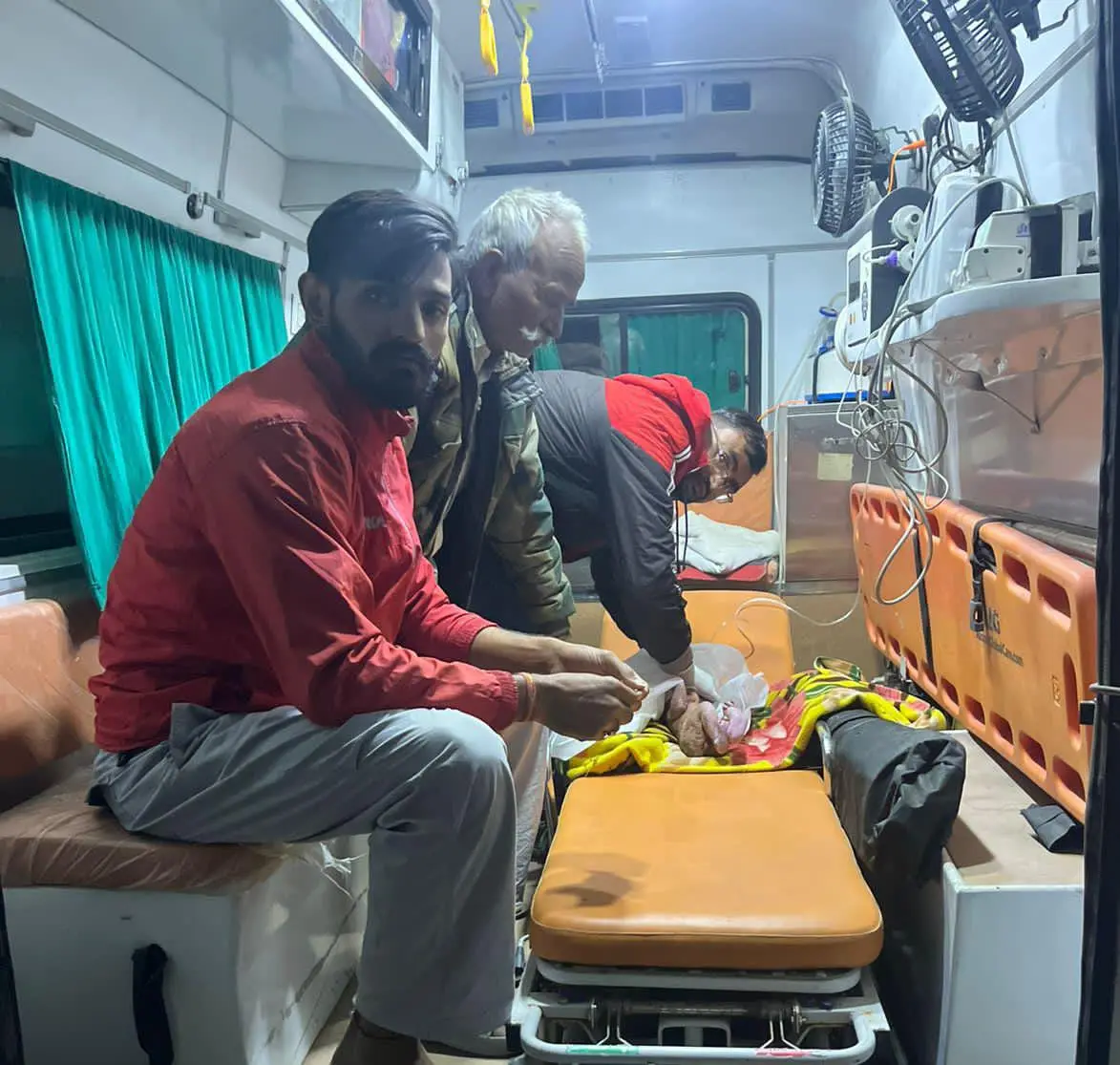ठिठुरती रात और झाड़ियों का बिछौना, क्यों कलेजे के टुकड़े को कांटों में फेंक गई मां?