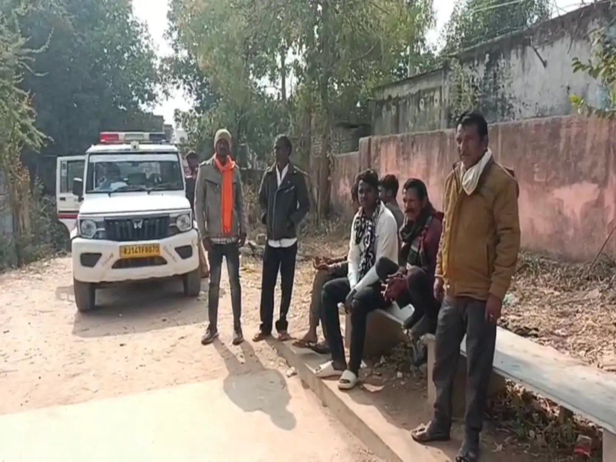 Dungarpur: ससुराल गए युवक का 5 दिन बाद तालाब में मिला शव, पिता बोले- मारकर फेंक दिया बेटा