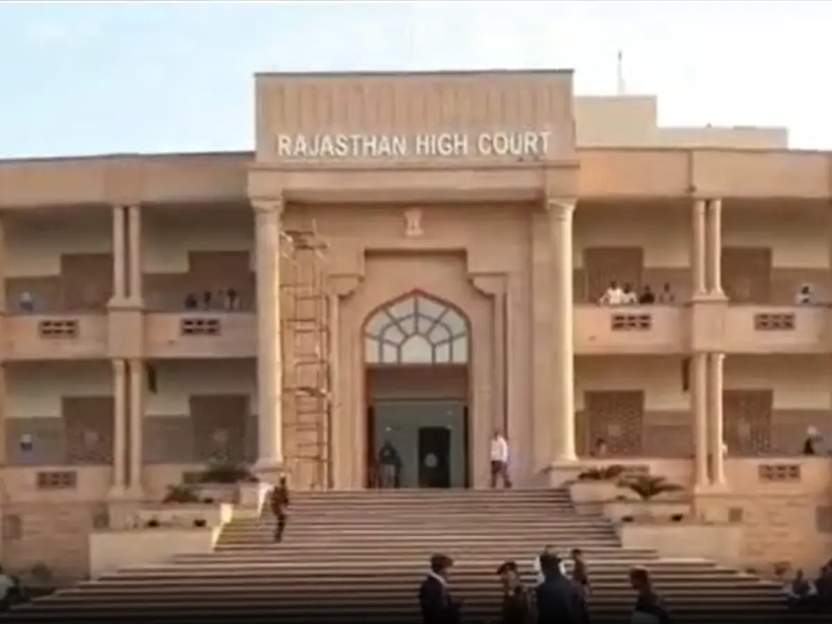 राजस्थान हाईकोर्ट में बड़ा विवाद! जस्टिस संदीप मेहता ने CJI को लिखे 3 पत्र, एक्टिंग चीफ जस्टिस को हटाने की मांग राजस्थान हाईकोर्ट में बड़ा विवाद! जस्टिस संदीप मेहता ने CJI को लिखे 3 पत्र, एक्टिंग चीफ जस्टिस को हटाने की मांग