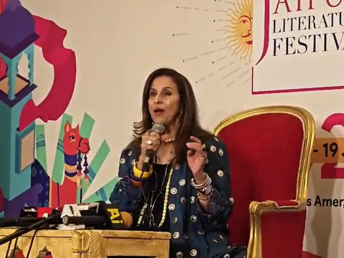 जयपुर लिटरेचर फेस्टिवल का दूसरा दिन, लेखिका शोभा डे बोलीं- ईरान में जो हो रहा उस पर आंख नहीं मूंद सकते