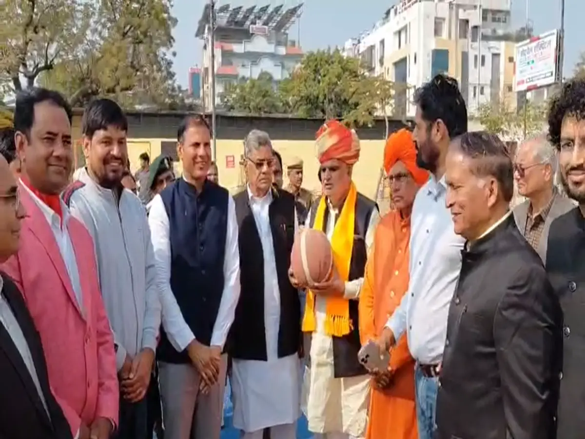 सीकर में हुआ खेलों का बड़ा धमाका! यूडीएच मंत्री झाबर सिंह खर्रा ने 12 खेल मैदानों का किया उद्घाटन