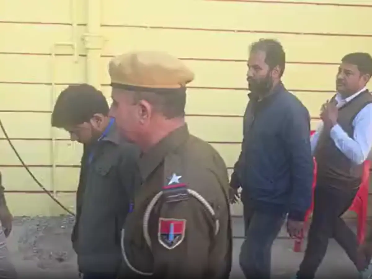 नवलगढ़ में PNB बैंक के गोल्ड स्कैम का बड़ा खुलासा, बैंक मैनेजर समेत दो गिरफ्तार