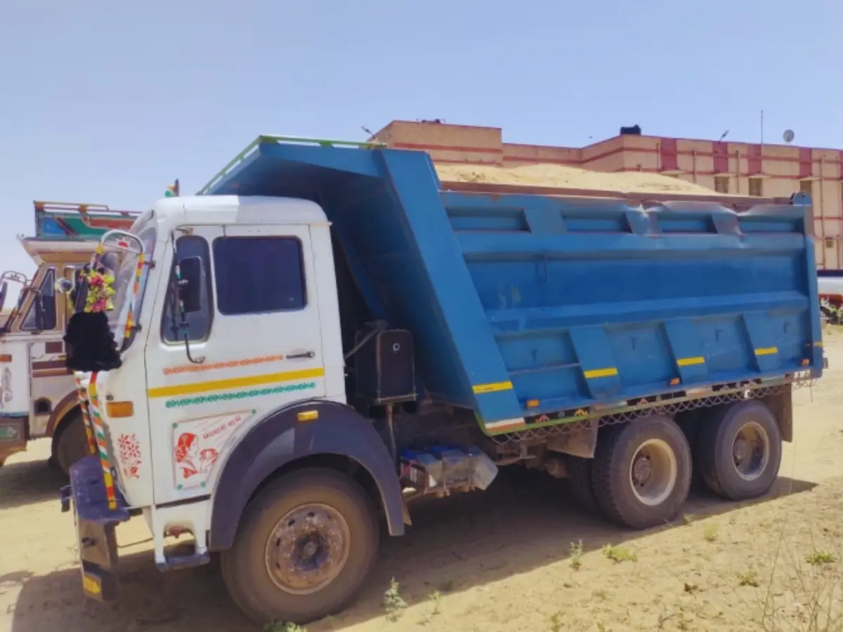 RTO के चक्कर काटने को मजबूर माइनिंग लीज होल्डर्स, डंपर पंजीयन नियमों पर बड़ा सवाल