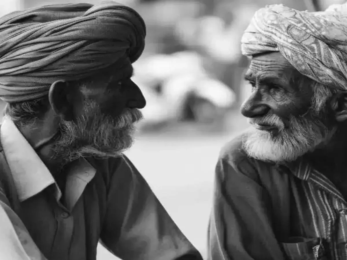 20 साल बाद बच्चों से ज्यादा होंगे बुजुर्ग ! HC ने कहा अभी नहीं संभले तो होगा बड़ा सकंट