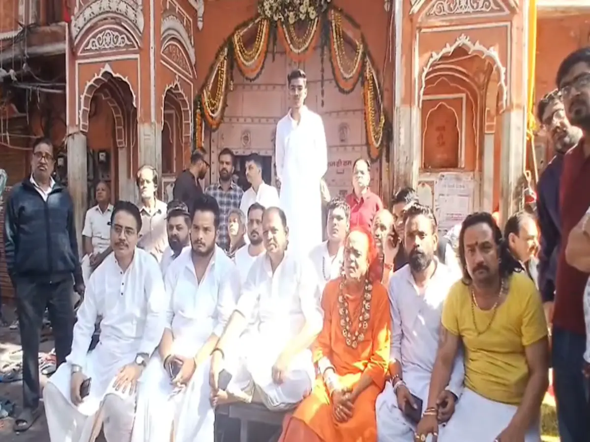 क्या है तारकेश्वर महादेव मंदिर विवाद, क्यों बंद हुआ गेट?