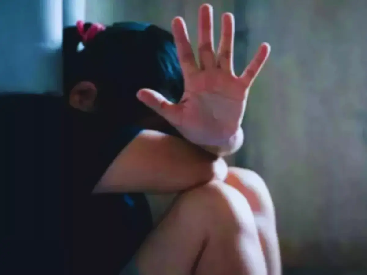 कलयुगी शिक्षक ने नाबालिग छात्रा से किया दुष्कर्म, पॉक्सो एक्ट के तहत केस दर्ज