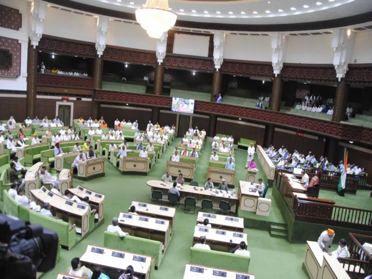 राजस्थान विधानसभा में हंगामा चरम पर! 6 बार स्थगित, गाय को राज्य माता देने की मांग पर विरोध-प्रदर्शन