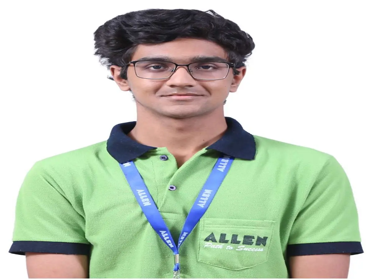 जेईई मेन में 100 परसेंटाइल के साथ कबीर छिल्लर ने मारी बाजी, पढ़ें टॉपर की सक्सेस स्टोरी