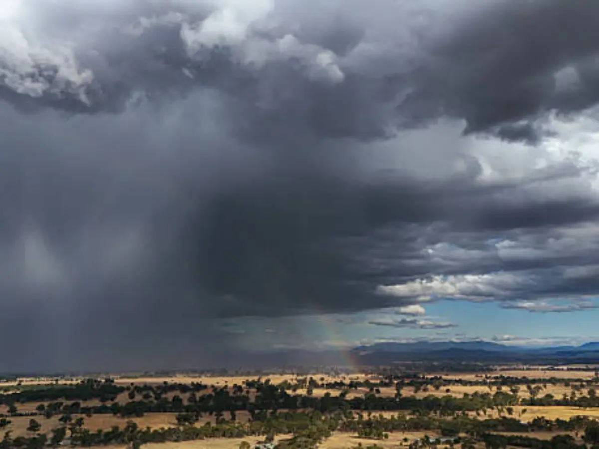 Rajasthan Weather Update: राजस्थान के 14 जिलों में भारी से अति भारी बारिश का अलर्ट, इन शहरों में जमकर बरसेंगे बदरा, पढ़ें वेदर अपडेट