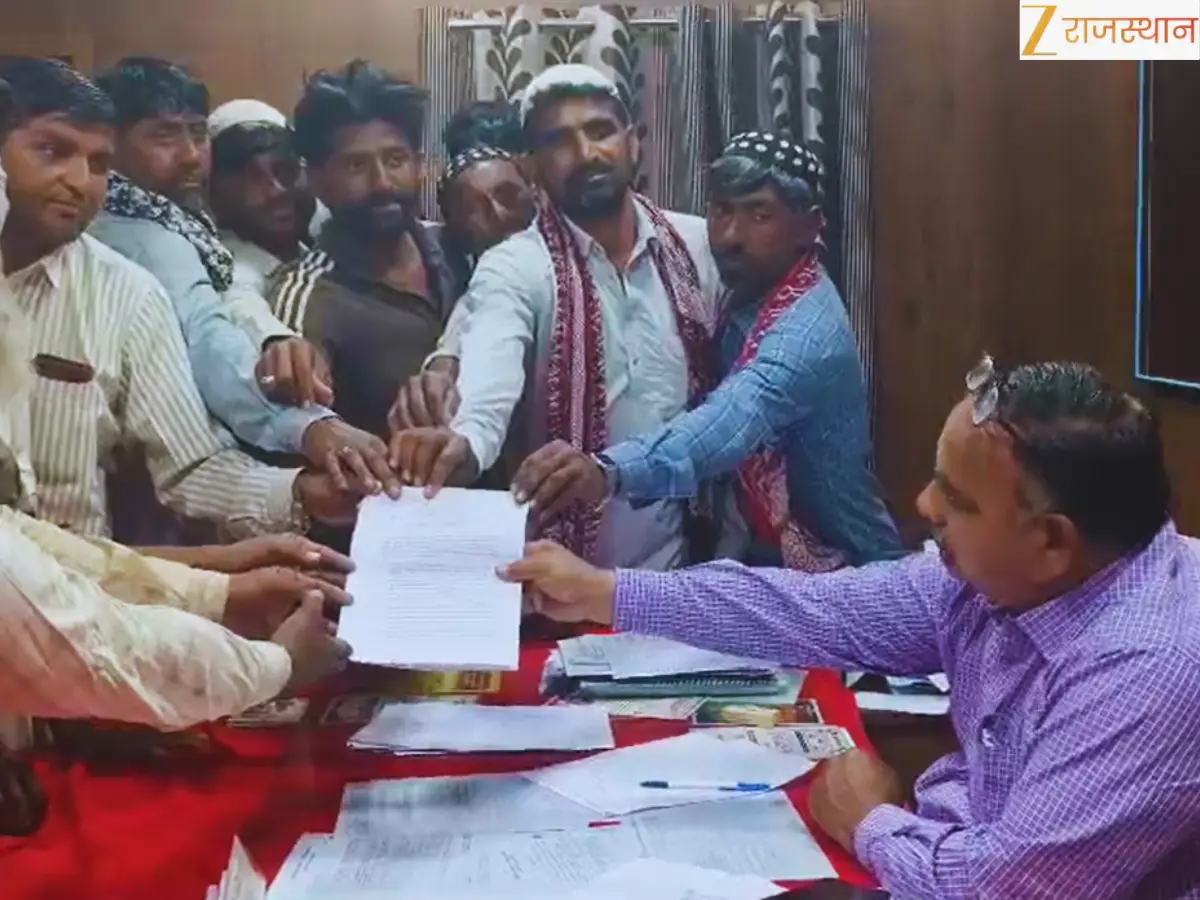 फलोदी की ग्राम पंचायत भाखरिया में विकास कार्यों पर सवाल, ग्रामीणों ने कलेक्टर को सौंपा ज्ञापन