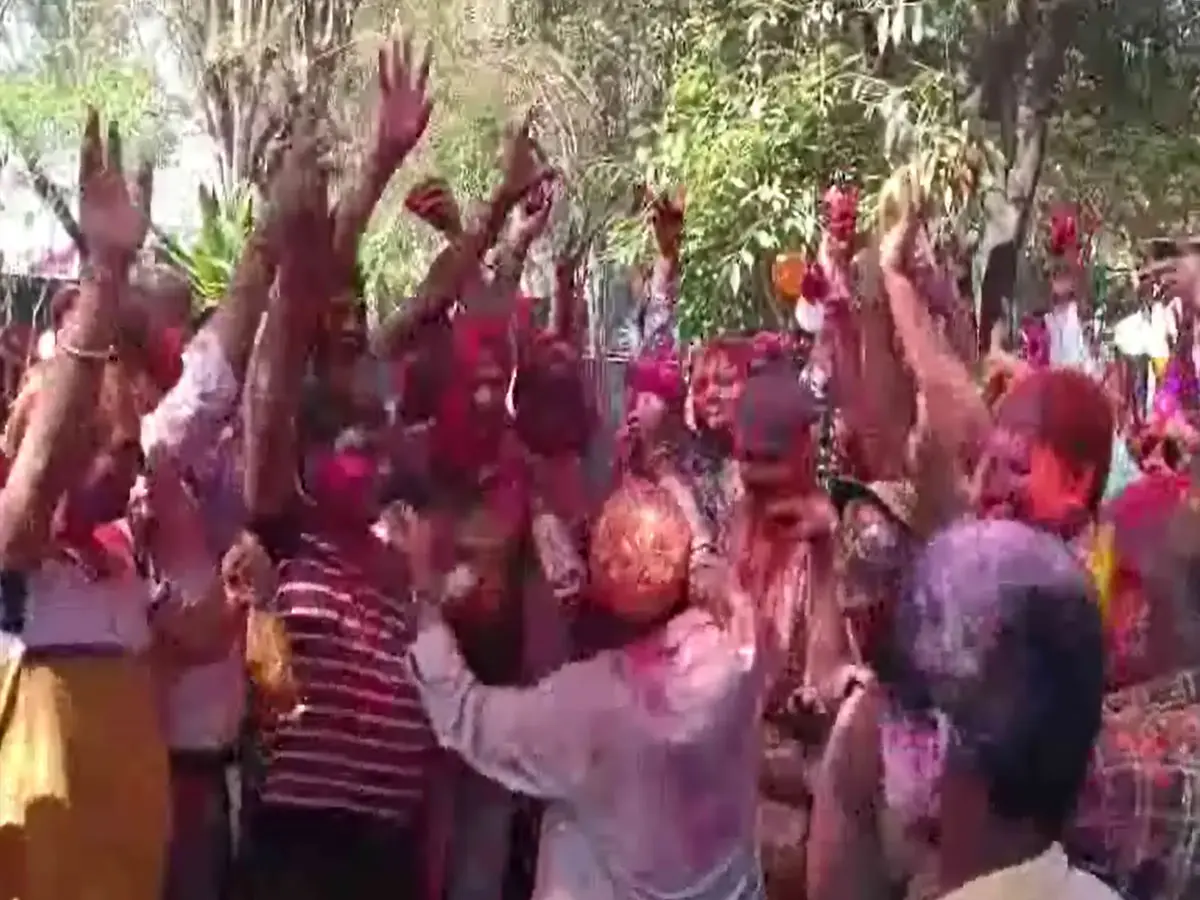 होली पर फाल्गुनी बयार में डूबा बारां, चंग की थाप पर झूमा पूरा शहर