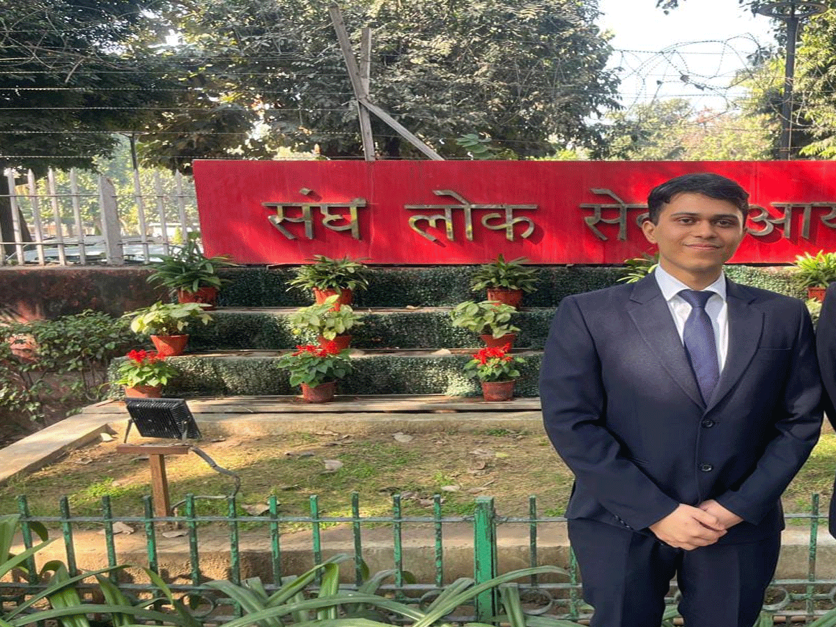 IPS son Anurag Singh