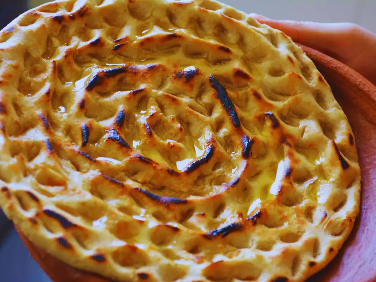 राजस्थानी स्टाइल में घर पर बनाएं खोबा रोटी, जानें रेसिपी और फायदे