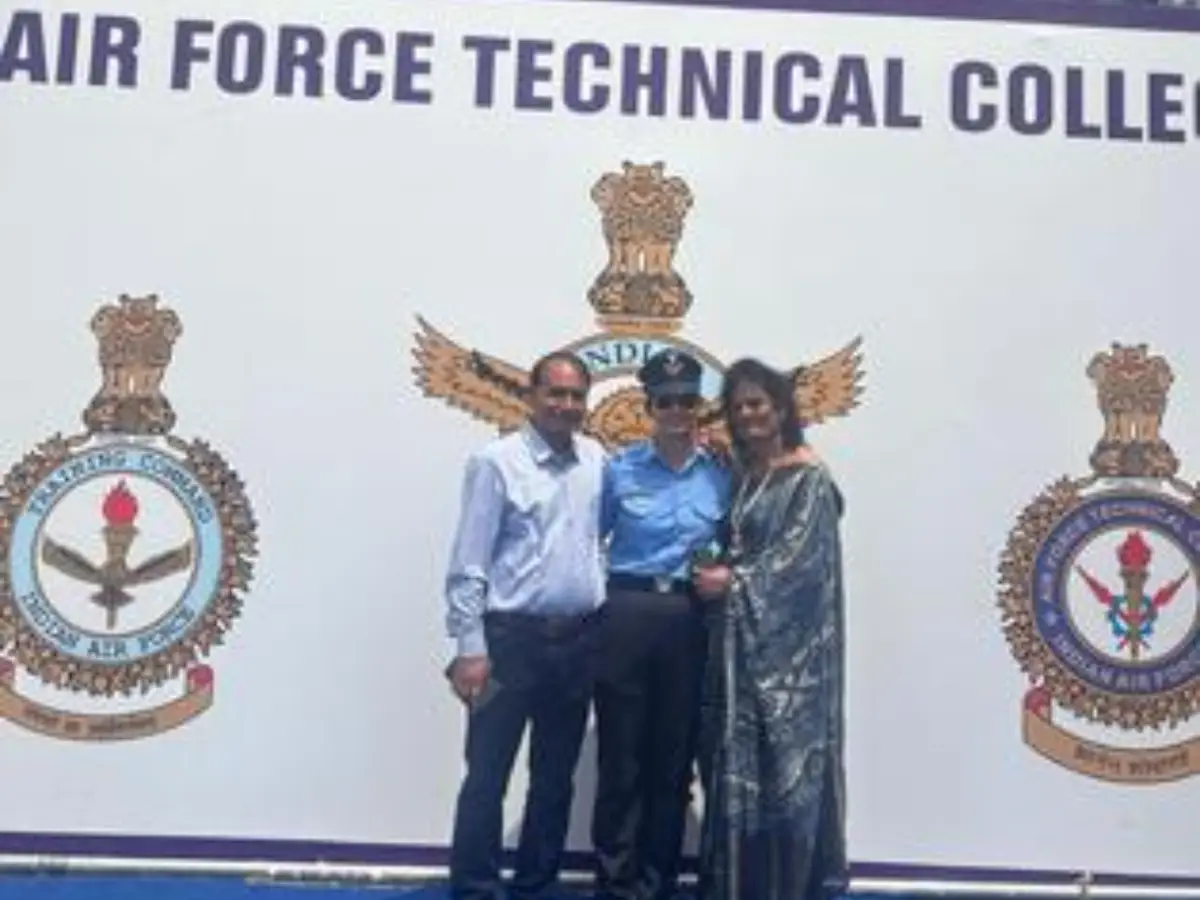 बचपन से ही वायुसेना का सपना