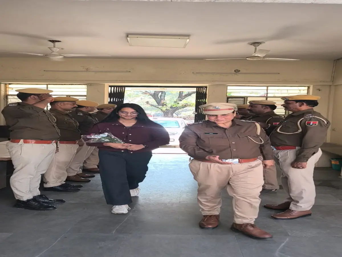 महिला थाना बारां की अनूठी पहल, छात्रा मन्नत गोयल बनीं एक दिन की अधिकारी