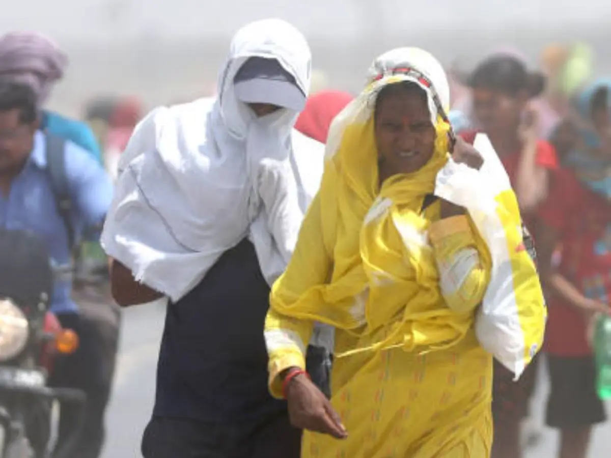 राजस्थान में बस कुछ देर में पलटने वाला है मौसम! अगले 48 घंटे भारी गर्मी का टॉर्चर, IMD ने जारी की हीटवेव चेतावनी