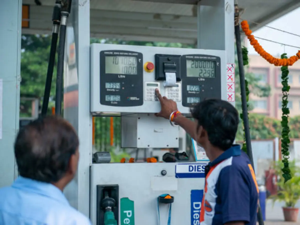 Petrol-Diesel Rates:  राजस्थान के इस शहर में आज सबसे सस्ता मिल रहा पेट्रोल-डीजल, जानें अपने शहर में फ्यूल के रेट