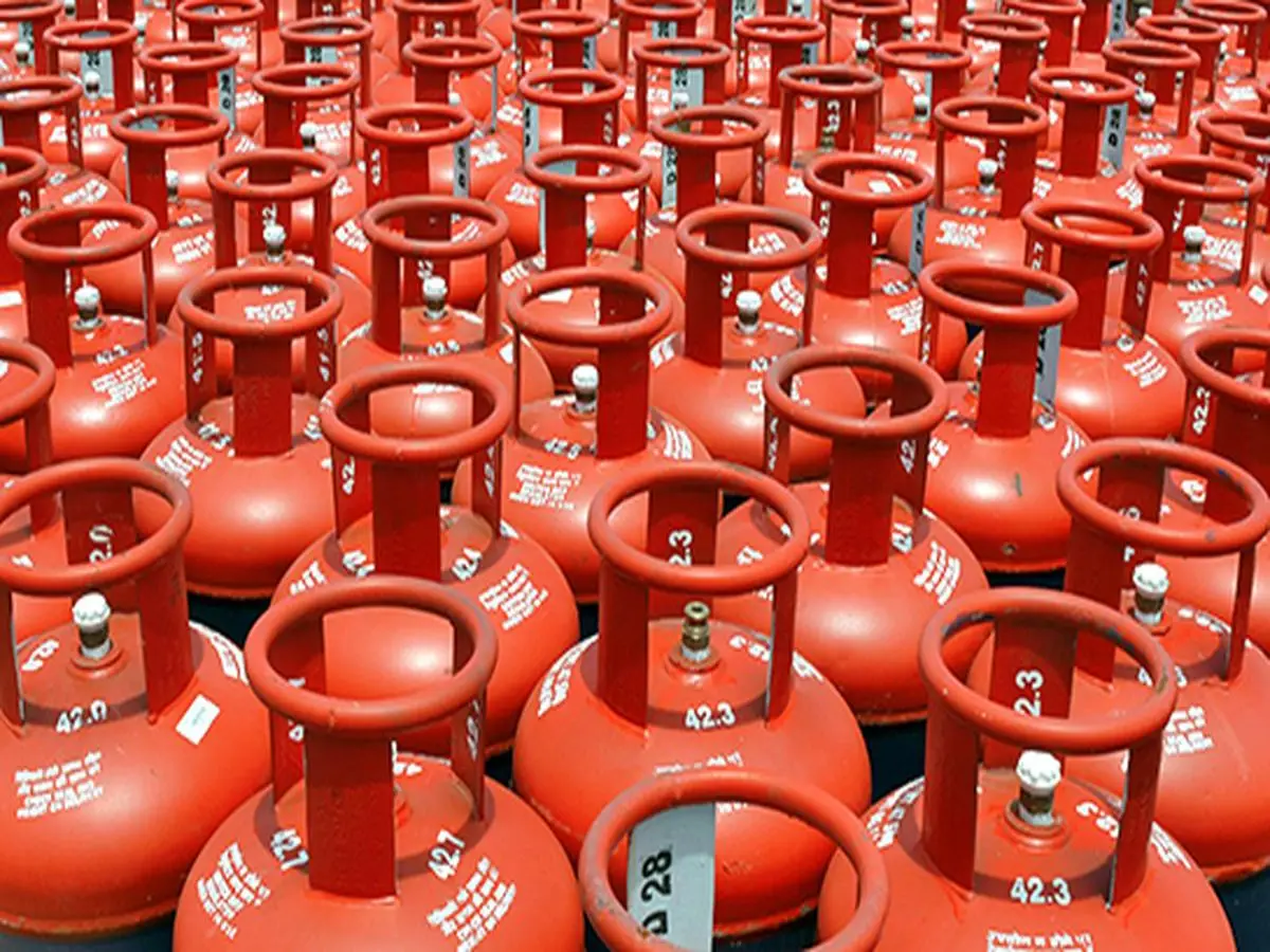 LPG Gas Cylinder Booking Rule: ग्रामीण राजस्थान में गैस बुकिंग का बड़ा बदलाव! अब सिलेंडर मिलेगा 45 दिन बाद