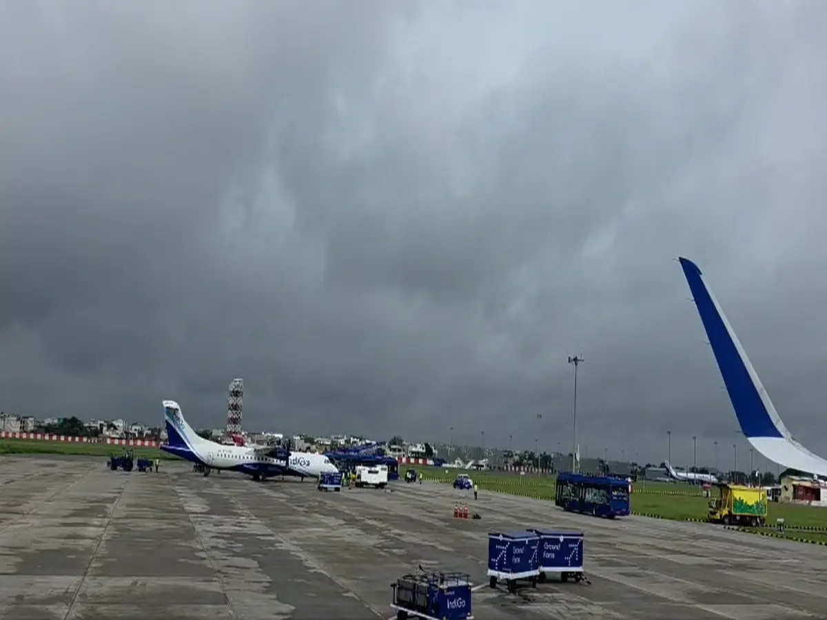 राजस्थान के कई एयरपोर्ट्स पर फ्लाइट्स में कमी, जैसलमेर एयरपोर्ट से अप्रैल-सितंबर तक नहीं चलेगी कोई भी फ्लाइट