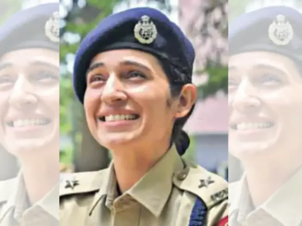 पति भी राजस्थान कैडर के अधिकारी