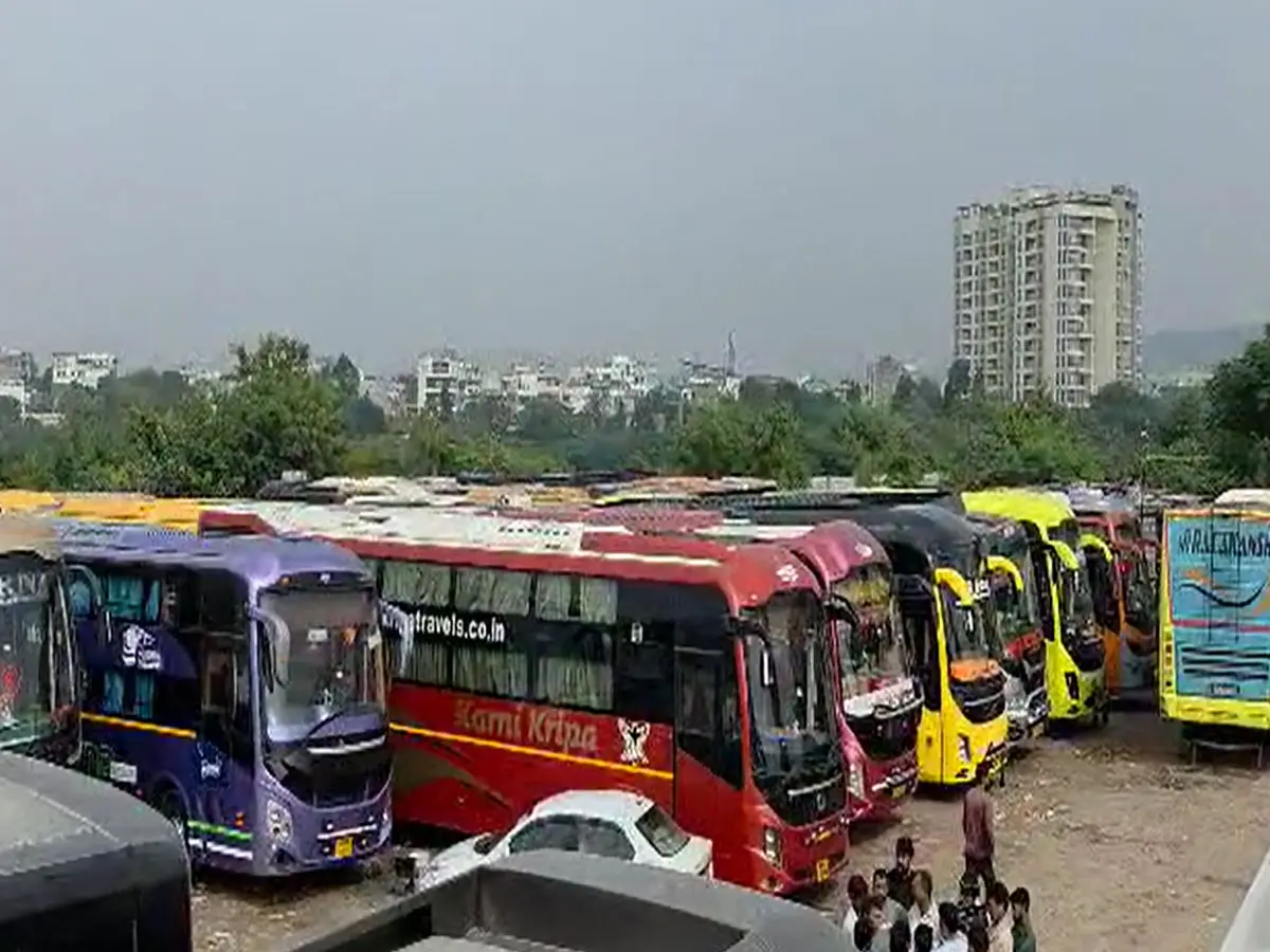 राजस्थान में बसों के पंजीयन पर संकट, ऑपरेटरों को दूसरे प्रदेश का लेना पड़ रहा सहारा