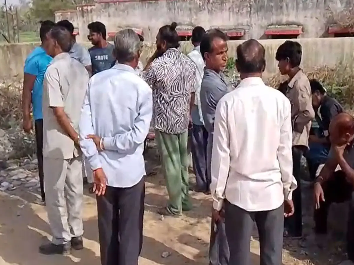 शादी में मचा खूनी खेल! डांस को लेकर युवक की चाकू मारकर हत्या, मची सनसनी