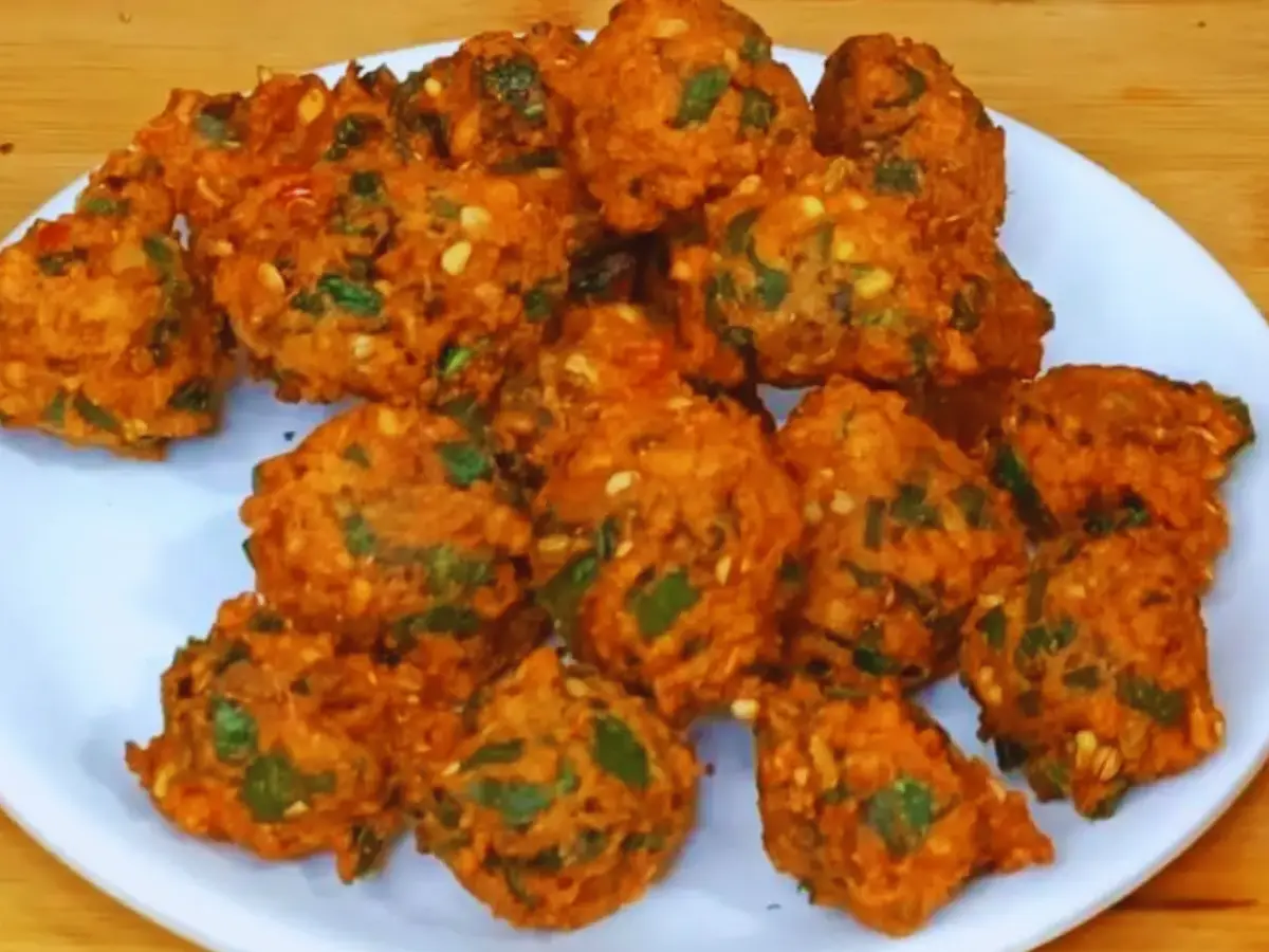 Pada Bat Rajasthan Rajasthani Posh Bada | राजस्थानी स्टाइल में घर पर बनाएं पौष बड़ा, जानें ...