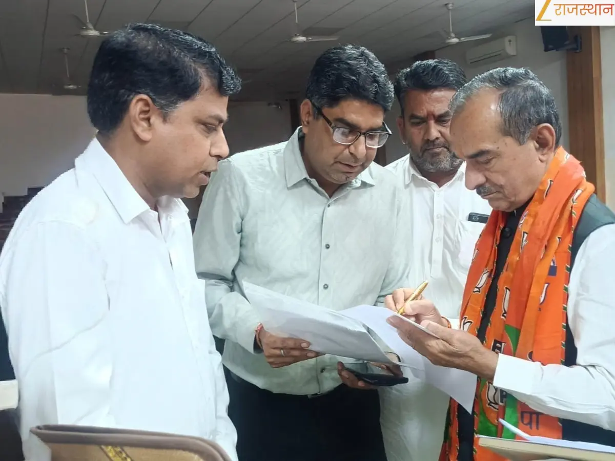 Rajasthan News: रतनगढ़ वोटर लिस्ट विवाद, बिना सत्यापन बना ड्राफ्ट, भाजपा ने चुनाव आयोग से की शिकायत