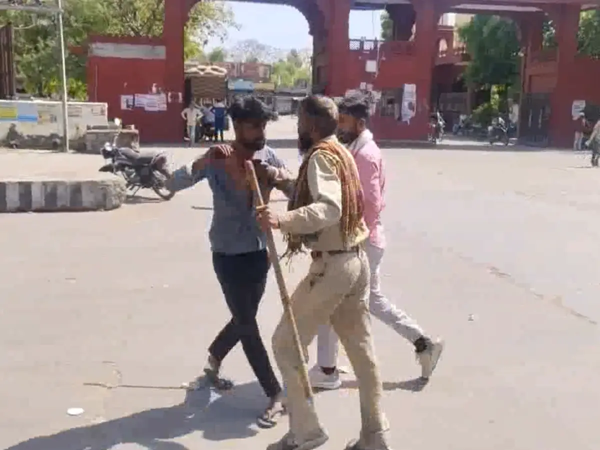 Rajasthan News: बारां में ट्रैक्टर चोरी के शक में युवक की जमकर धुनाई,  ...सामने आई चौंकाने वाली सच्चाई