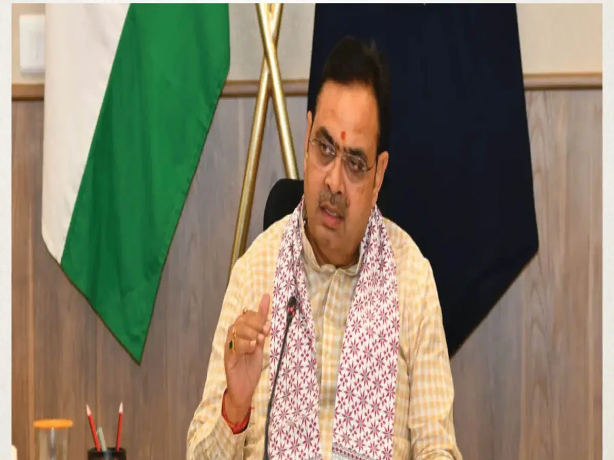 5 घंटे की मैराथन मीटिंग के बाद CM का बड़ा फैसला! अपराधियों पर जीरो टॉलरेंस, पुलिस को सख्त आदेश