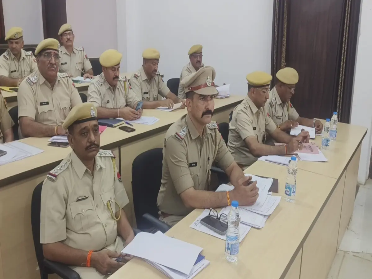 Dungarpur: SP ने ली क्राइम मीटिंग, अपराधियों के खिलाफ सख्त कार्रवाई के दिए निर्देश