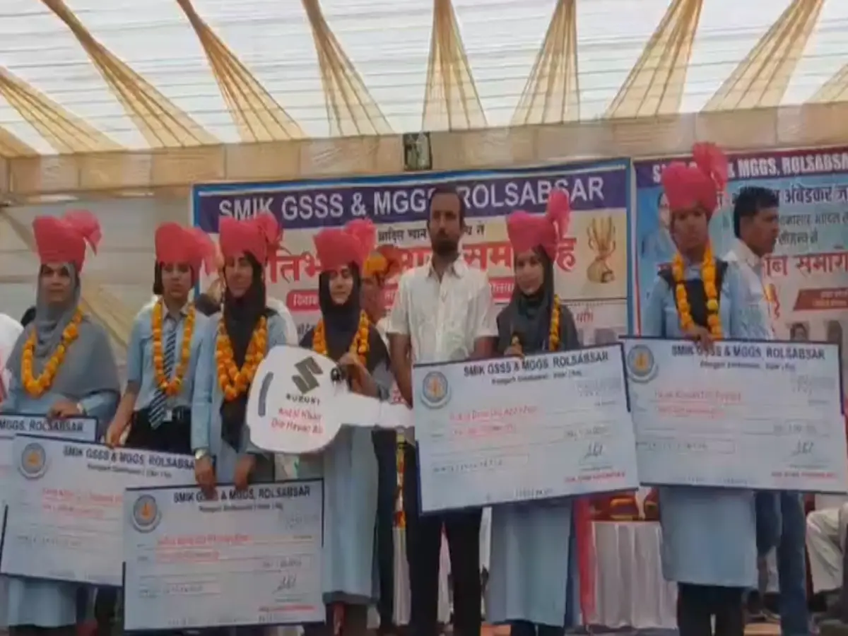 सीकर की एंजल खान ने दसवीं में हासिल किए 95.50 प्रतिशत नंबर, गिफ्ट में मिली कार